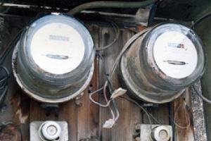 معاون وزیر نیرو از جمع آوری کنتورهای قدیمی برق خبر داد